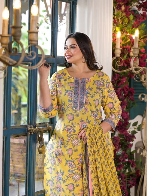 Women Plus Size Yellow Pure Cotton Kurta Set With Dupatta